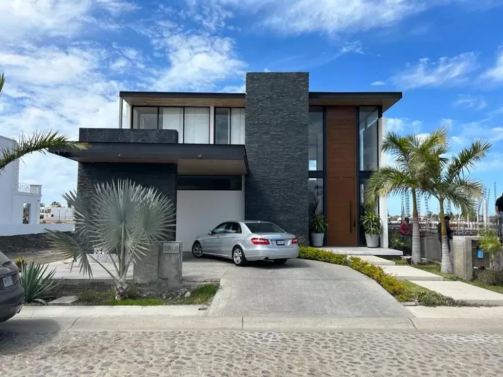 CASA EN LA MARINA EL CID MAZATLÁN SINALOA