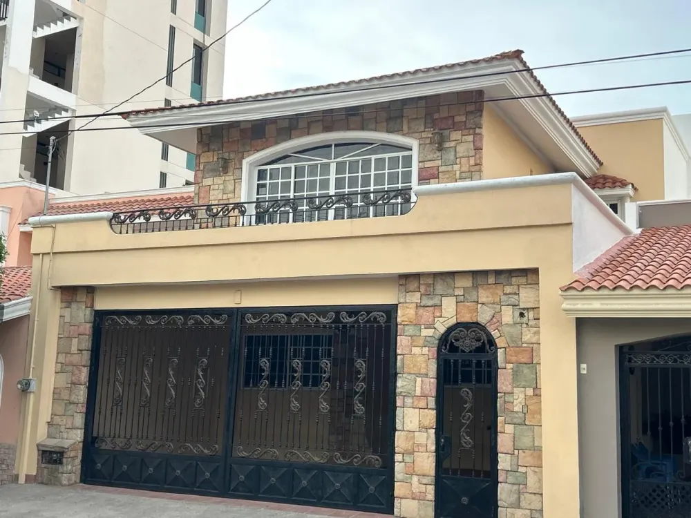 CASA EN LA COLONIA PALOS PRIETOS